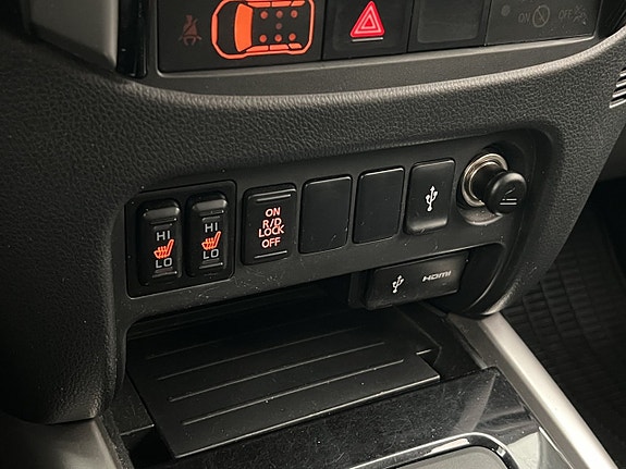 Mitsubishi L200 23 of 30