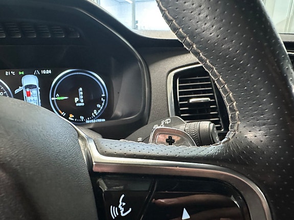 Volvo XC90 24 of 26
