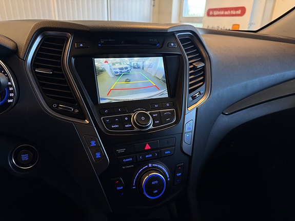 Hyundai Santa Fe 27 of 30