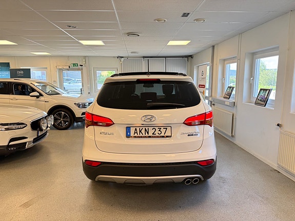 Hyundai Santa Fe 9 of 30