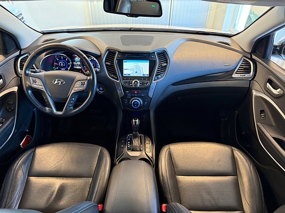 Hyundai Santa Fe 15 of 30