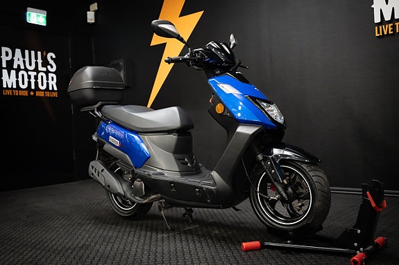 PGO Scooters Libra 125 CVT 2 of 11