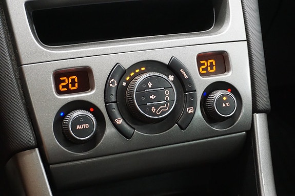 Peugeot 308 20 of 22
