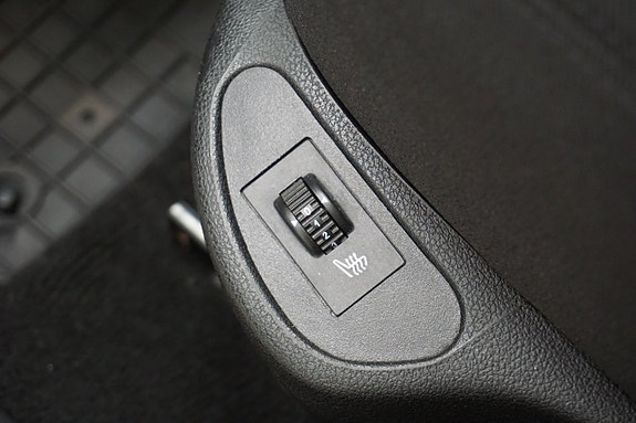 Peugeot 308 18 of 22