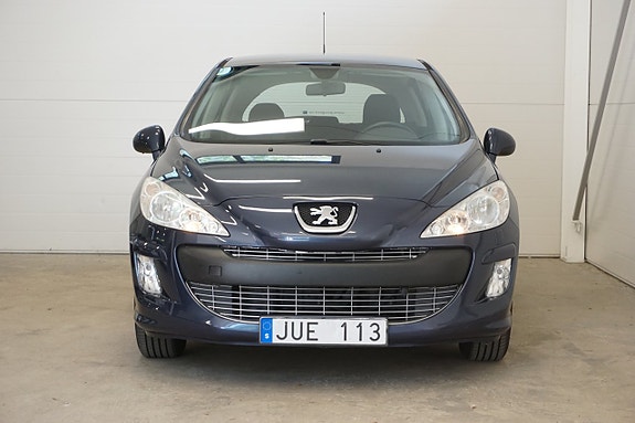 Peugeot 308 3 of 5