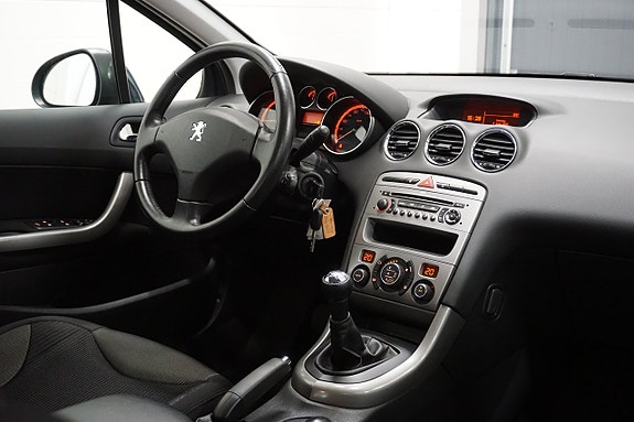 Peugeot 308 12 of 22