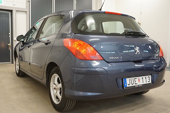 Peugeot 308 7 of 22