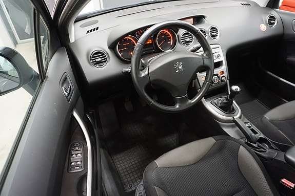Peugeot 308 15 of 22