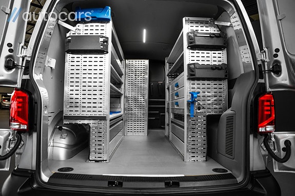 Volkswagen Transporter 12 of 30
