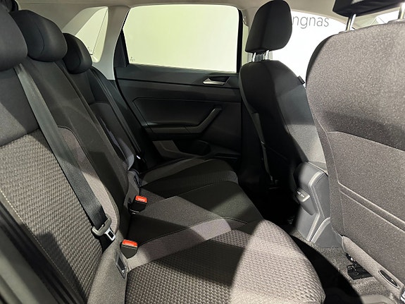 Volkswagen Polo 14 of 27