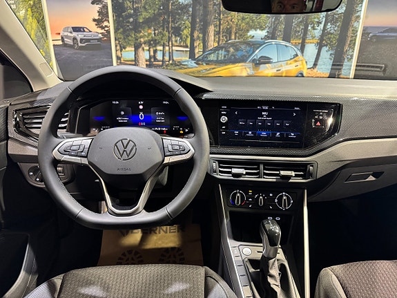 Volkswagen Polo 7 of 27