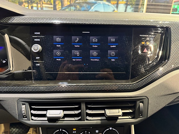Volkswagen Polo 11 of 27
