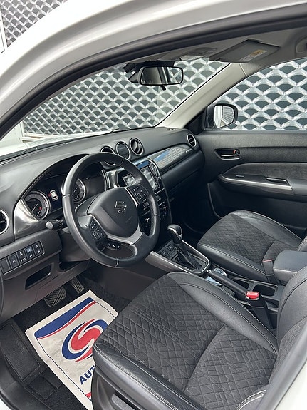 Suzuki Vitara 9 of 21