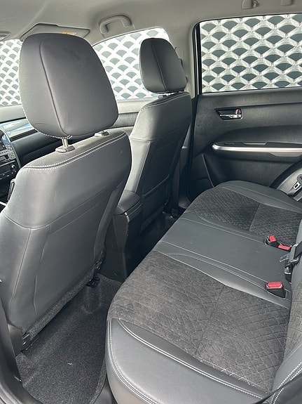 Suzuki Vitara 10 of 21
