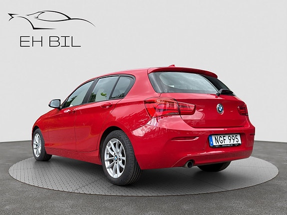 BMW 118i 7 of 15