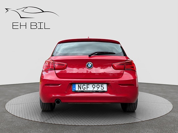 BMW 118i 6 of 15