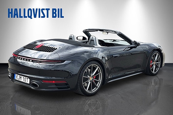 Porsche 911 Carrera S 10 of 26