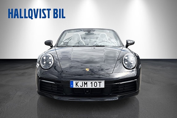 Porsche 911 Carrera S 8 of 26