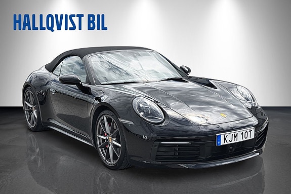 Porsche 911 Carrera S 3 of 5