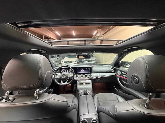 Mercedes-Benz E300 de 15 of 19