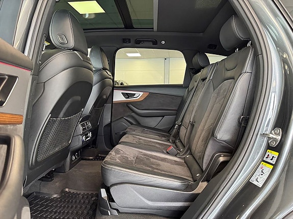 Audi Q7 15 of 25