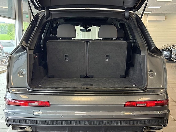 Audi Q7 24 of 25