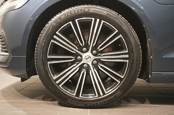 Volvo V60 7 of 18
