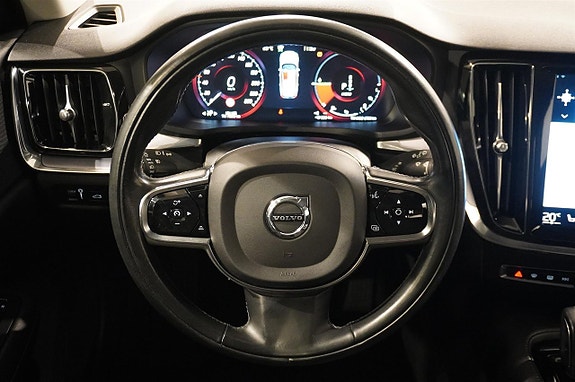 Volvo V60 11 of 18