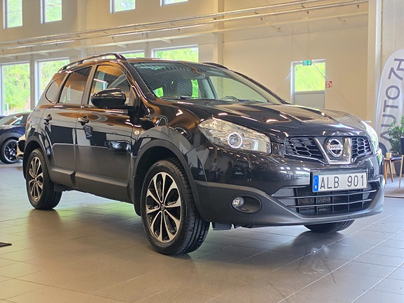 Nissan Qashqai+2 2 of 5