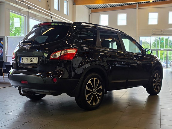Nissan Qashqai+2 3 of 5