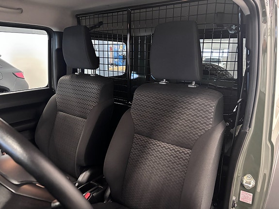 Suzuki Jimny 4 of 5