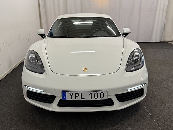 Porsche 718 Cayman S 15 of 20