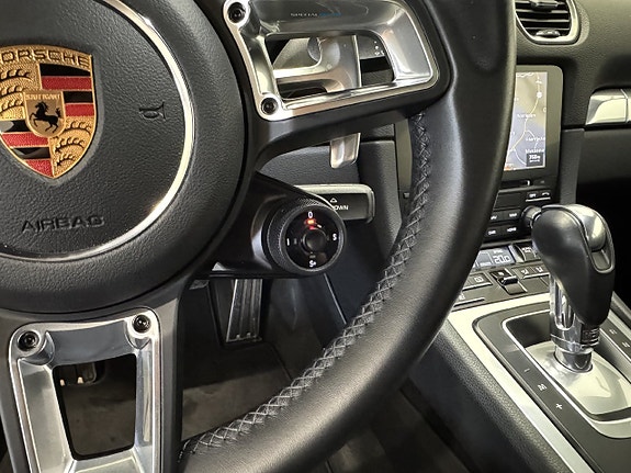 Porsche 718 Cayman S 7 of 20