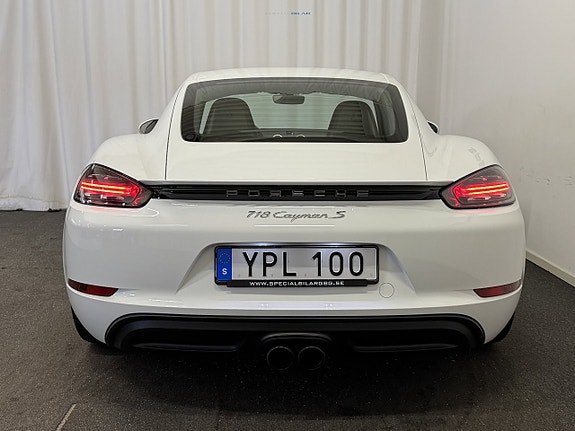 Porsche 718 Cayman S 18 of 20