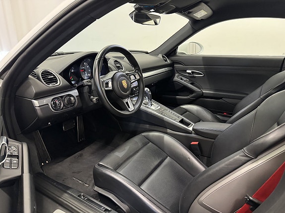 Porsche 718 Cayman S 4 of 20