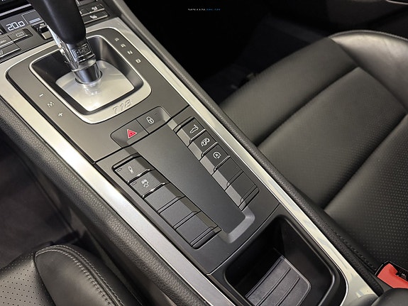 Porsche 718 Cayman S 8 of 20