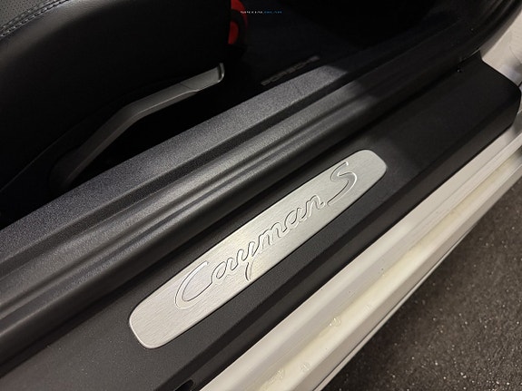 Porsche 718 Cayman S 13 of 20