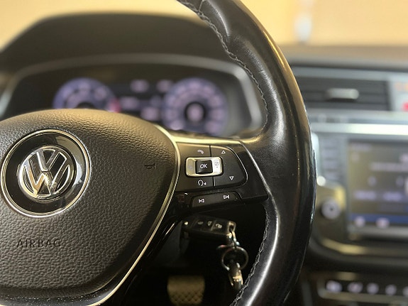 Volkswagen Tiguan 9 of 22
