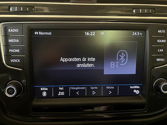 Volkswagen Tiguan 18 of 22