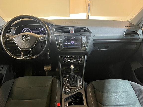 Volkswagen Tiguan 6 of 22