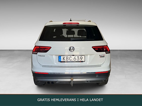 Volkswagen Tiguan 3 of 22