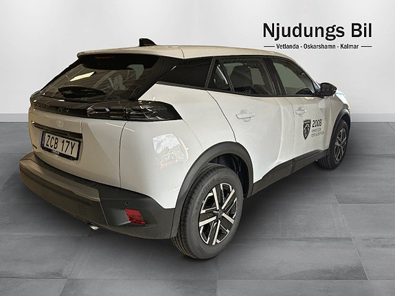 Peugeot 2008 3 of 5