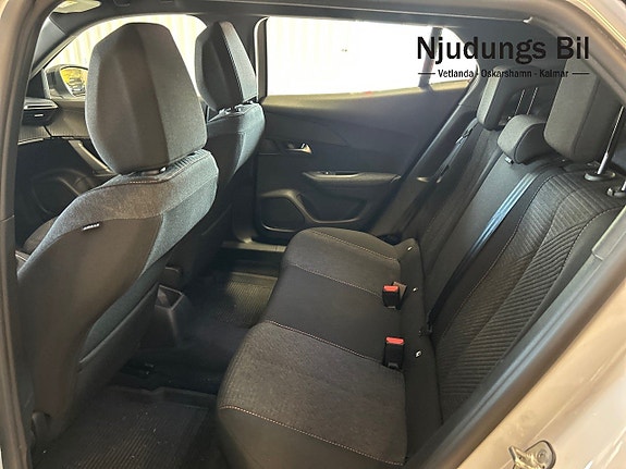 Peugeot 2008 7 of 10