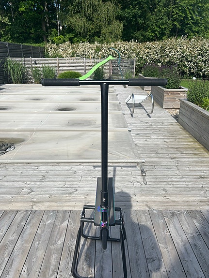 Product image 2 of 12