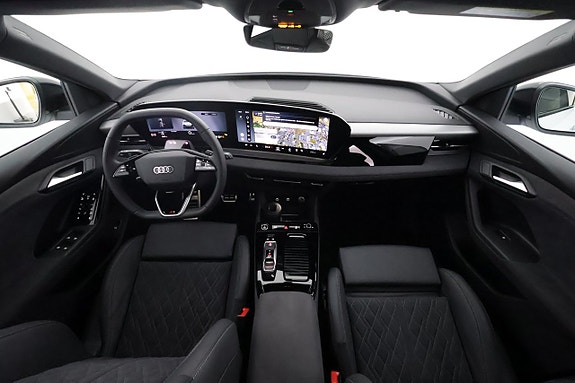 Audi Q6 e-tron 7 of 25