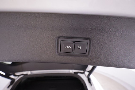 Audi Q6 e-tron 21 of 25