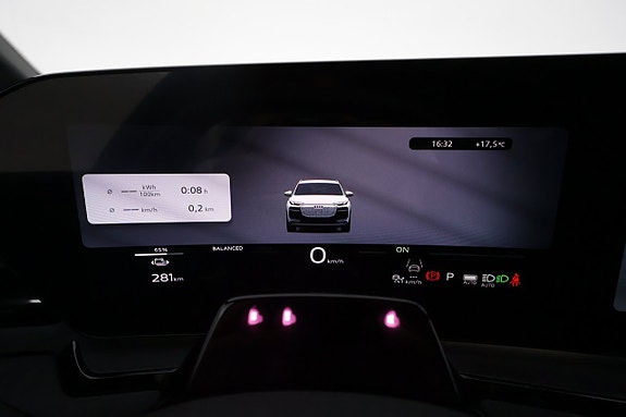 Audi Q6 e-tron 11 of 25