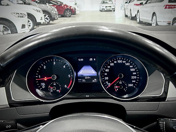 Volkswagen Passat Alltrack 21 of 22