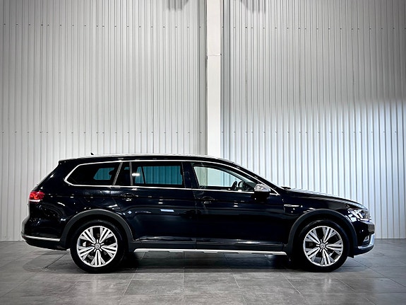 Volkswagen Passat Alltrack 5 of 5
