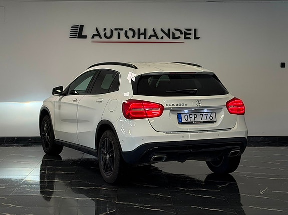 Mercedes-Benz GLA200 d 4 of 5